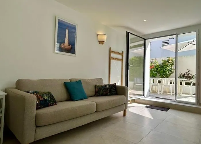 Avec Terrasse, 2 Chambres, Proche - 4 Pers - Fr-1-494-198 Royan