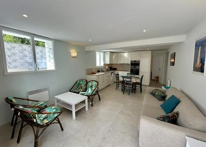 Avec Terrasse, 2 Chambres, Proche - 4 Pers - Fr-1-494-198 Appartement *