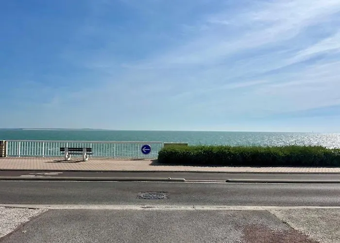 Avec Terrasse, 2 Chambres, Proche - 4 Pers - Fr-1-494-198