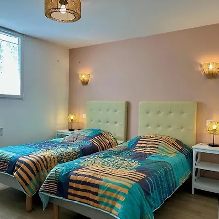 شقة Avec Terrasse, 2 Chambres, Proche - 4 Pers - Fr-1-494-198 *